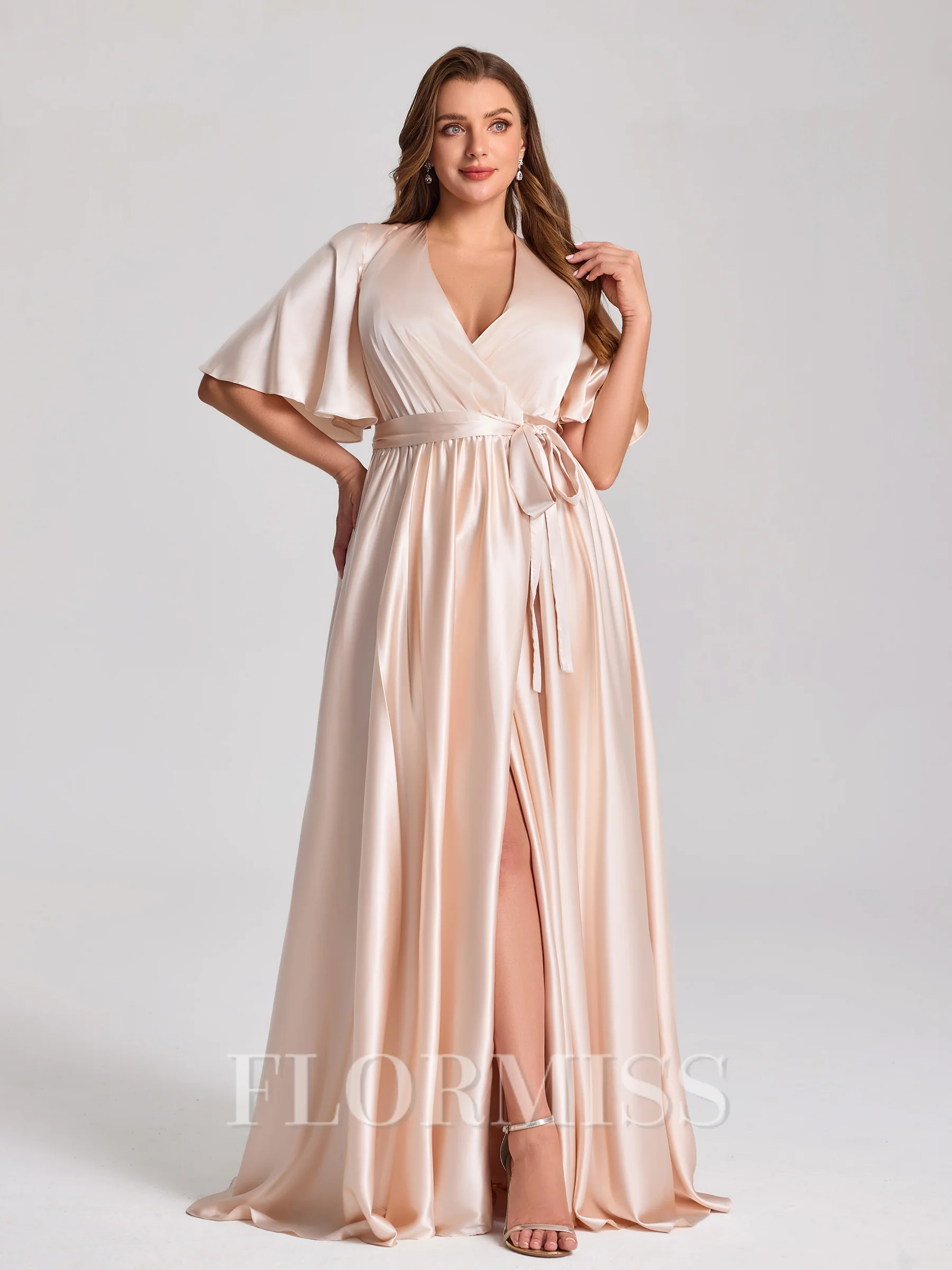 A-line kjole V-hals Kortermer Sash/Bånd/Belte Gulvlengde Silkeeaktig Sateng Korsett Plus Size Brudepikekjoler