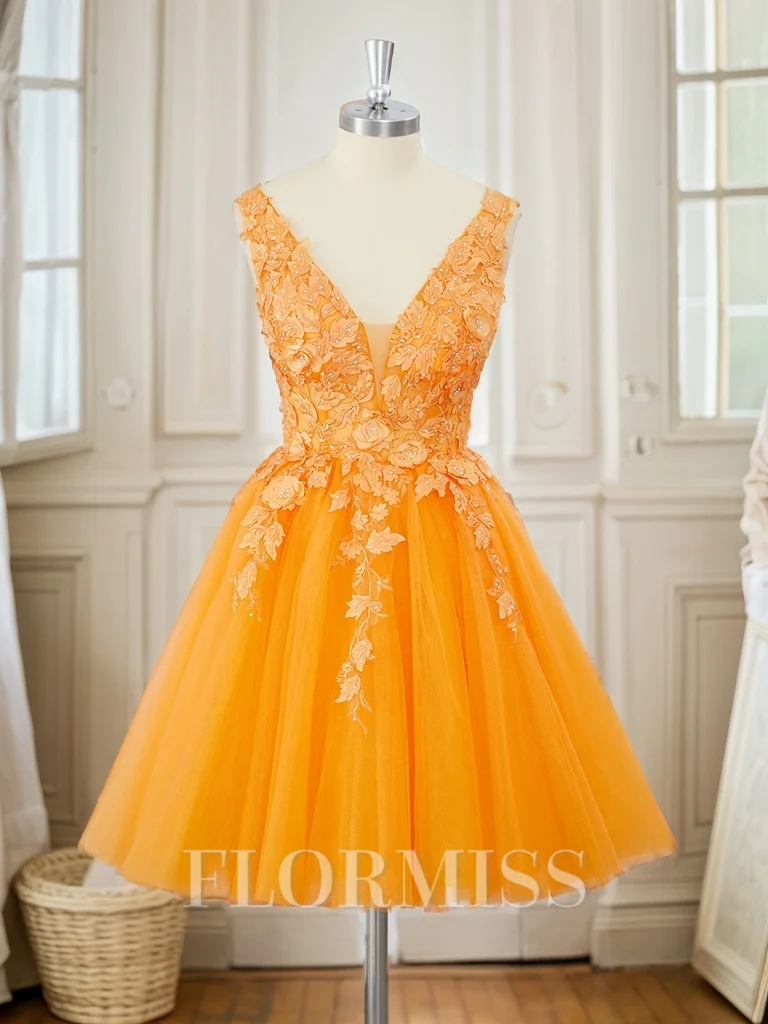 Ballkjole/Prinsesse Tyll V-hals Applikasjoner Blonder Kort/Mini Kjole
