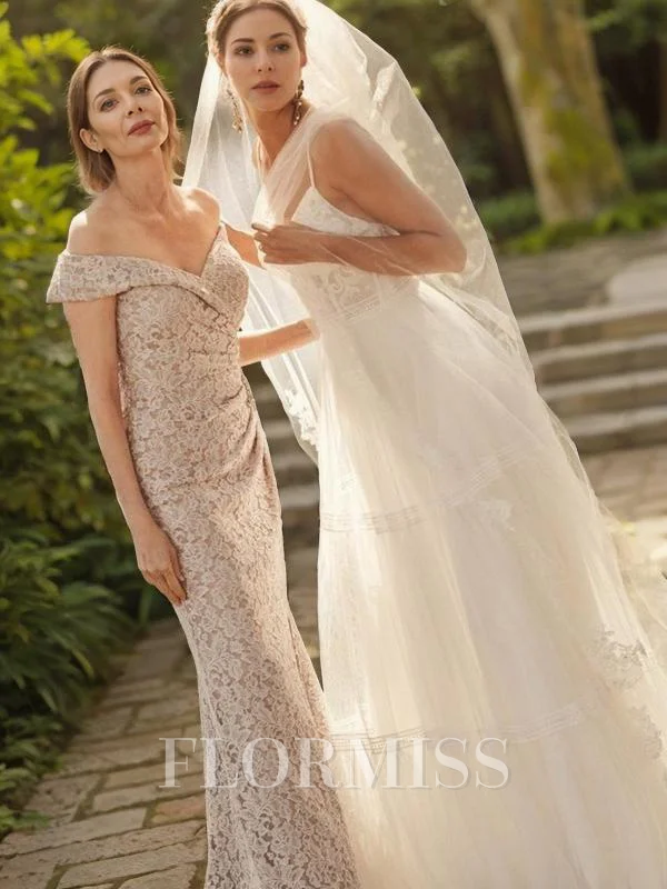Sheath Bare Skuldre Gulvlengde Blonder Brudens Mor Kjole med Ruched