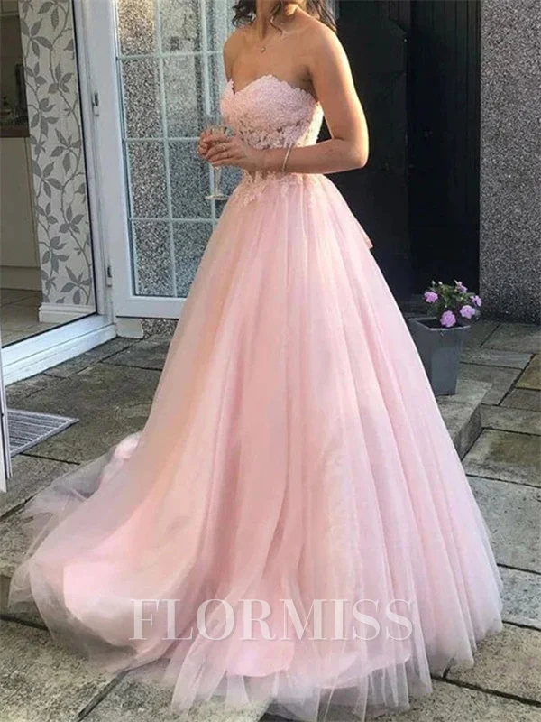 A-line kjole Sweetheart Volanger Gulvlengde Tyll Korsett Ballkjole
