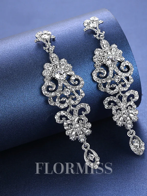 Sjarmerende Rhinestone Øredobber For Bryllup