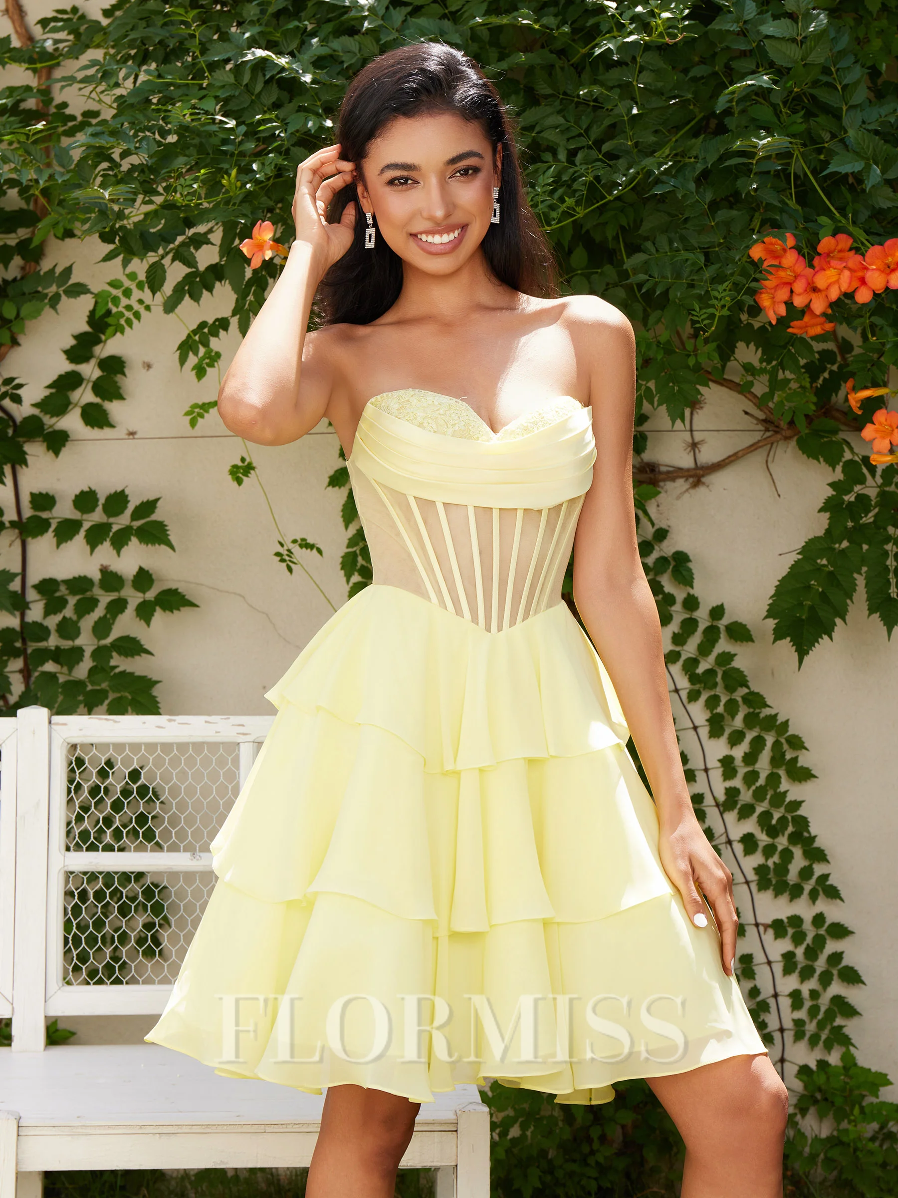 A-line kjole Sweetheart Brusende Volanger Kort/Mini Chiffong Korsett Kjole