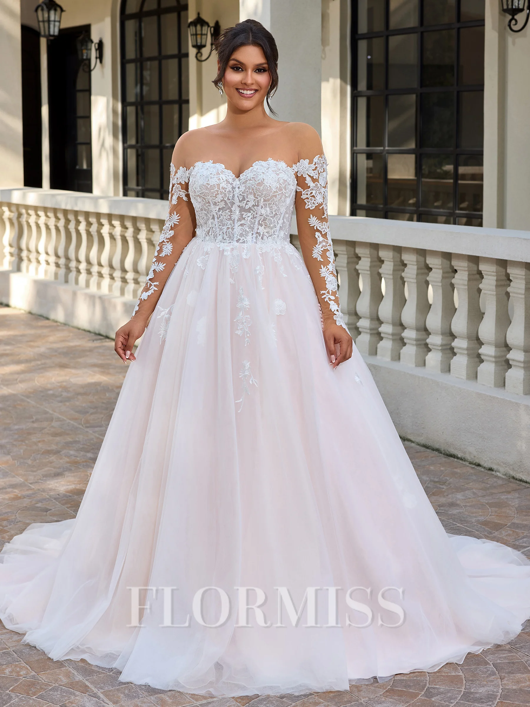 A-line kjole Scoop Lange ermer Applikasjoner Blonder Bane-tog Tyll Korsett Plus Size Brudekjoler