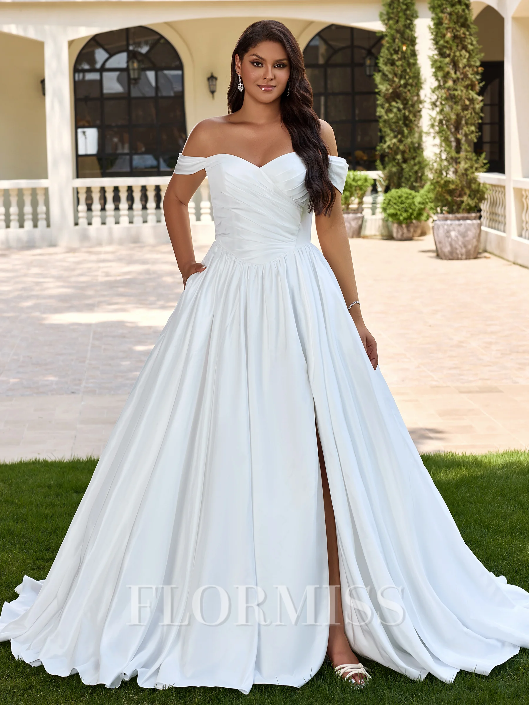 Ballkjole/Prinsesse Bare Skuldre Plissert Bane-tog Korsett Plus Size Brudekjoler