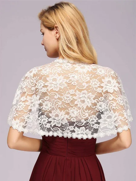 Elegant blonde med...