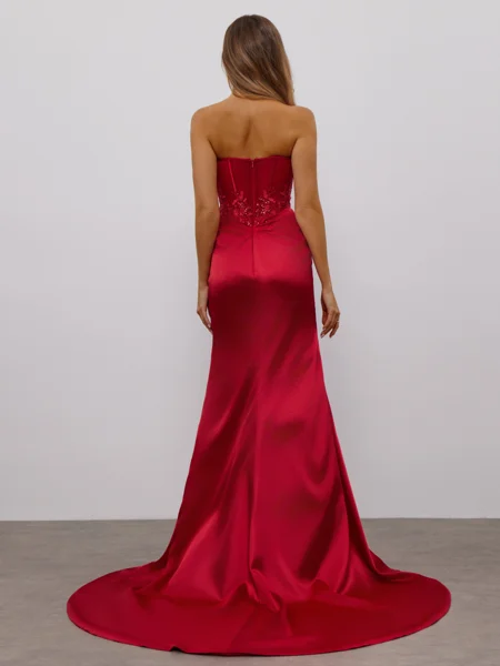 Sheath Sweetheart...