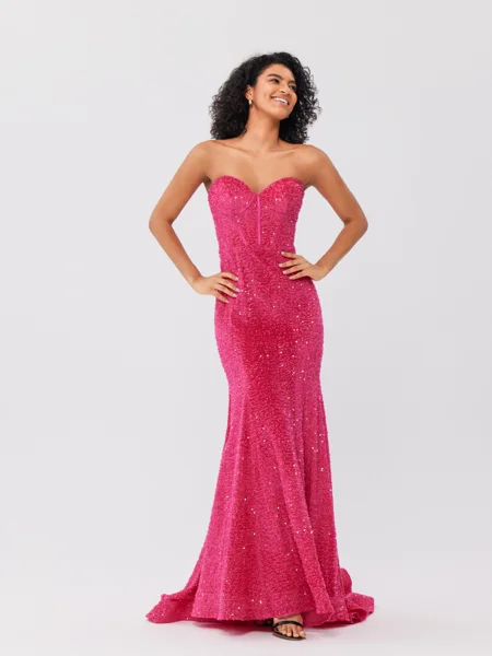 Sheath Sweetheart...