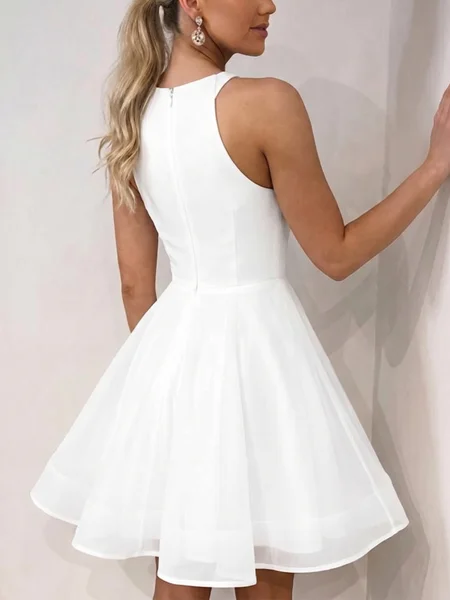 A-line kjole U-formet...