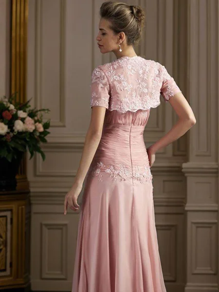 A-line kjole Sweetheart Gulvlengde Chiffong Brudens Mor Kjolees Med Applikasjoner Blonder