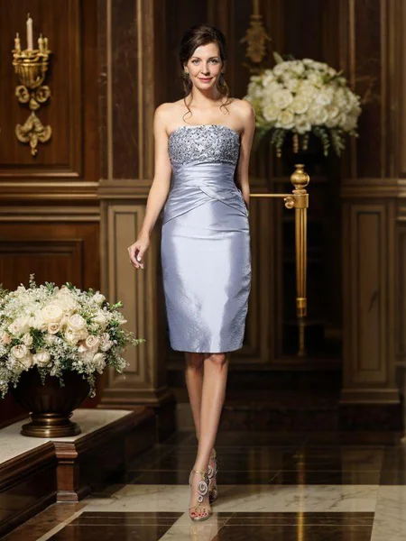 Sheath Sweetheart Knelengde...