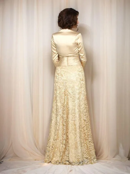 A-line kjole Sweetheart Gulvlengde Satin Brudens Mor Kjolees