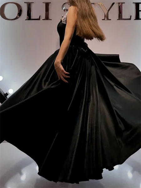 A-line kjole Halterneck...