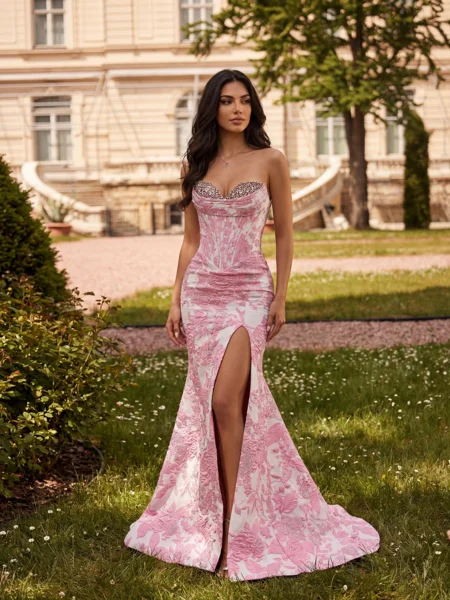 Sheath Sweetheart...