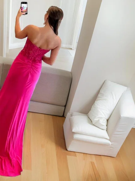 Sheath Sweetheart...