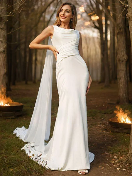 Sheath Satin Ruched Scoop...