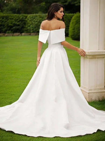 Sheath Satin Ruched Bare...