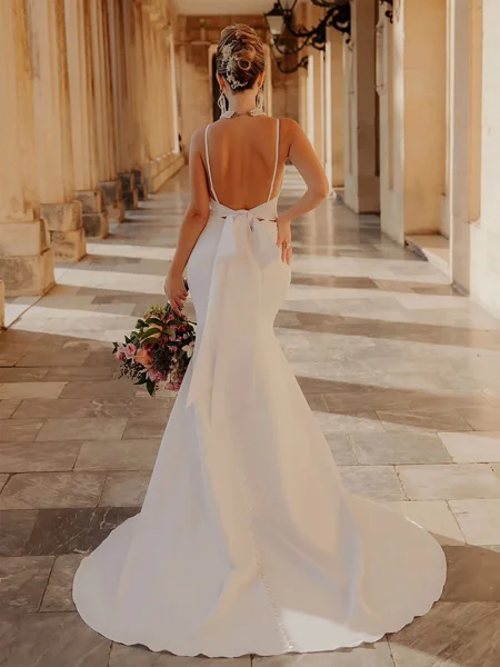 Sheath V-neck Bow Chapel...