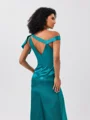 Sheath Charmeuse Ruched En skuldret Ermeløs Gulvlengde Brudepikekjoler