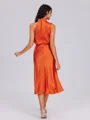 Sheath Halterneck Plissert Te-Lengde Silkeeaktig Sateng Brudepikekjoler