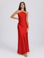Sheath Halterneck Gulvlengde Silkeeaktig Sateng Brudepikekjoler