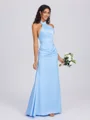 Sheath Halterneck Plissert Gulvlengde Charmeuse Brudepikekjoler
