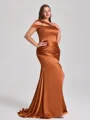 Sheath Bare Skuldre Plissert Sweep/Børste train Silkeeaktig Sateng Korsett Plus Size Brudepikekjoler