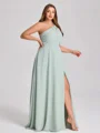 A-line kjole En skuldret Plissert Gulvlengde Chiffong Plus Size Brudepikekjoler