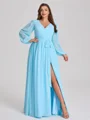 A-line kjole V-hals Lange ermer Sash/Bånd/Belte Gulvlengde Chiffong Plus Size Brudepikekjoler