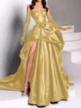 A-line kjole Sweetheart Plissert Kapell Slep Satin Kjole