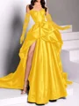 A-line kjole Sweetheart Plissert Kapell Slep Satin Kjole