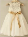A-line kjole Scoop Knelengde Tyll Blomsterjente Kjolees Med Belte/Sash