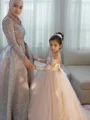 Ballkjole/Prinsesse Bare Skuldre Sweep/Børste train Tyll Blomsterjente Kjolees Med Applikasjoner Blonder