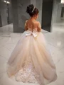 Ballkjole/Prinsesse Bare Skuldre Sweep/Børste train Tyll Blomsterjente Kjolees Med Applikasjoner Blonder