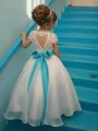 Ballkjole/Prinsesse Scoop Gulvlengde Organza Blomsterjente Kjolees Med Belte/Sash