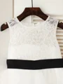 A-line kjole Scoop Te-Lengde Tyll Blomsterjente Kjolees Med Belte/Sash
