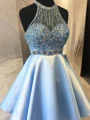 A-line kjole Halterneck Kort/Mini Satin Motekjoler med Profilering