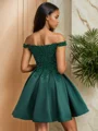 Ballkjole/Prinsesse Bare Skuldre Profilering Kort/Mini Satin Kjole