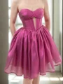 A-line kjole Sweetheart Plissert Kort/Mini Korsett Kjole