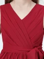 A-line kjole V-hals Asymmetrisk Chiffong Junior Brudepikekjoleres Med Belte/Sash
