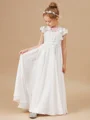 A-line kjole Scoop Gulvlengde Chiffong Junior Brudepikekjoleres Med Blomst