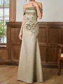 Sheath Bare Skuldre Blomst Gulvlengde Satin Korsett Brudens Mor Kjole