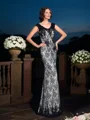 Sheath V-hals Gulvlengde Satin Brudens Mor Kjolees Med Blonder