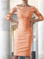 Sheath Scoop Knelengde Satin Brudens Mor Kjolees Med Applikasjoner Blonder