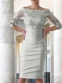 Sheath Scoop Knelengde Satin Brudens Mor Kjolees Med Applikasjoner Blonder