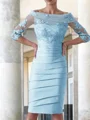 Sheath Scoop Knelengde Satin Brudens Mor Kjolees Med Applikasjoner Blonder