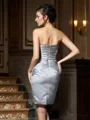 Sheath Sweetheart Kort/Mini Satin Brudens Mor Kjolees Med Profilering
