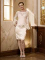 Sheath Scoop Knelengde Satin Brudens Mor Kjole med Blonder
