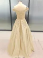 Ballkjole/Prinsesse Bare Skuldre Gulvlengde Satin Ballkjole med Applikasjoner Blonder