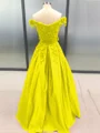 Ballkjole/Prinsesse Bare Skuldre Gulvlengde Satin Ballkjole med Applikasjoner Blonder