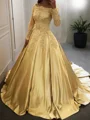 Ballkjole/Prinsesse Bare Skuldre Gulvlengde Satin Ballkjole med Applikasjoner Blonder